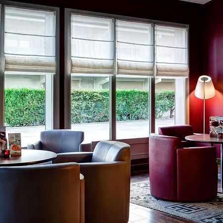 Campanile Evry Ouest - Corbeil Essonnes Hotel Kültér fotó
