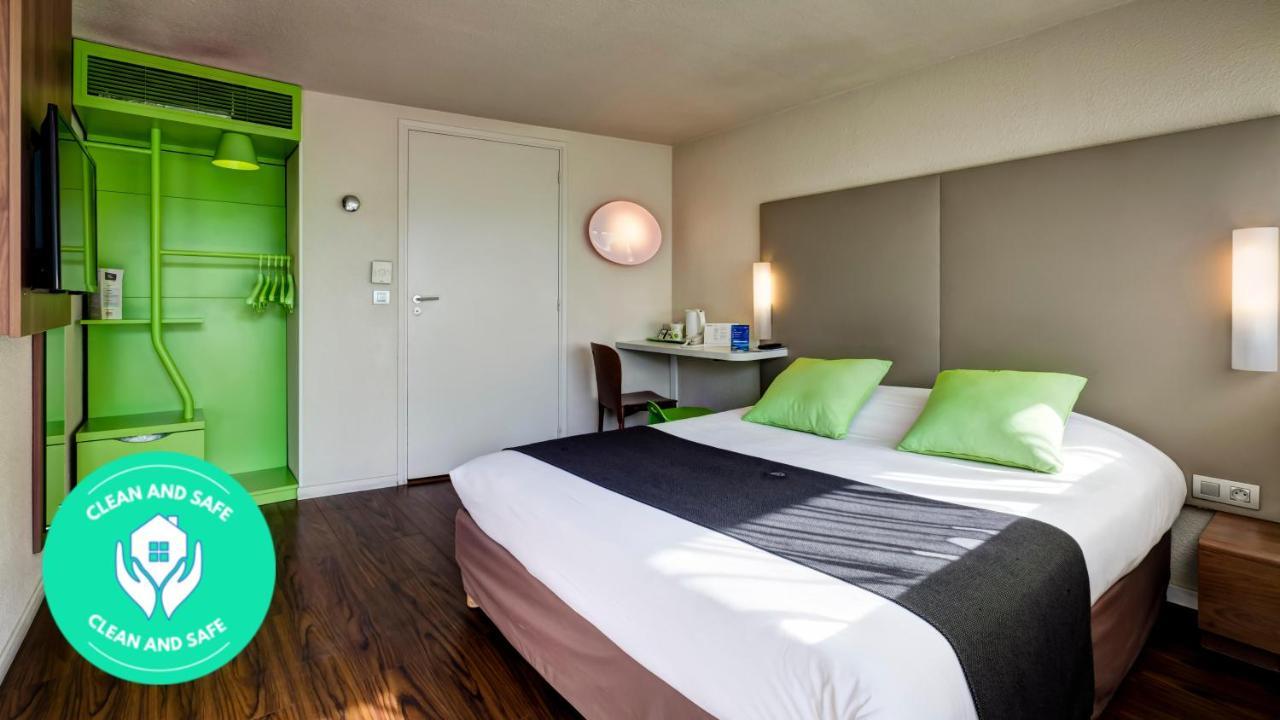 Campanile Evry Ouest - Corbeil Essonnes Hotel Kültér fotó