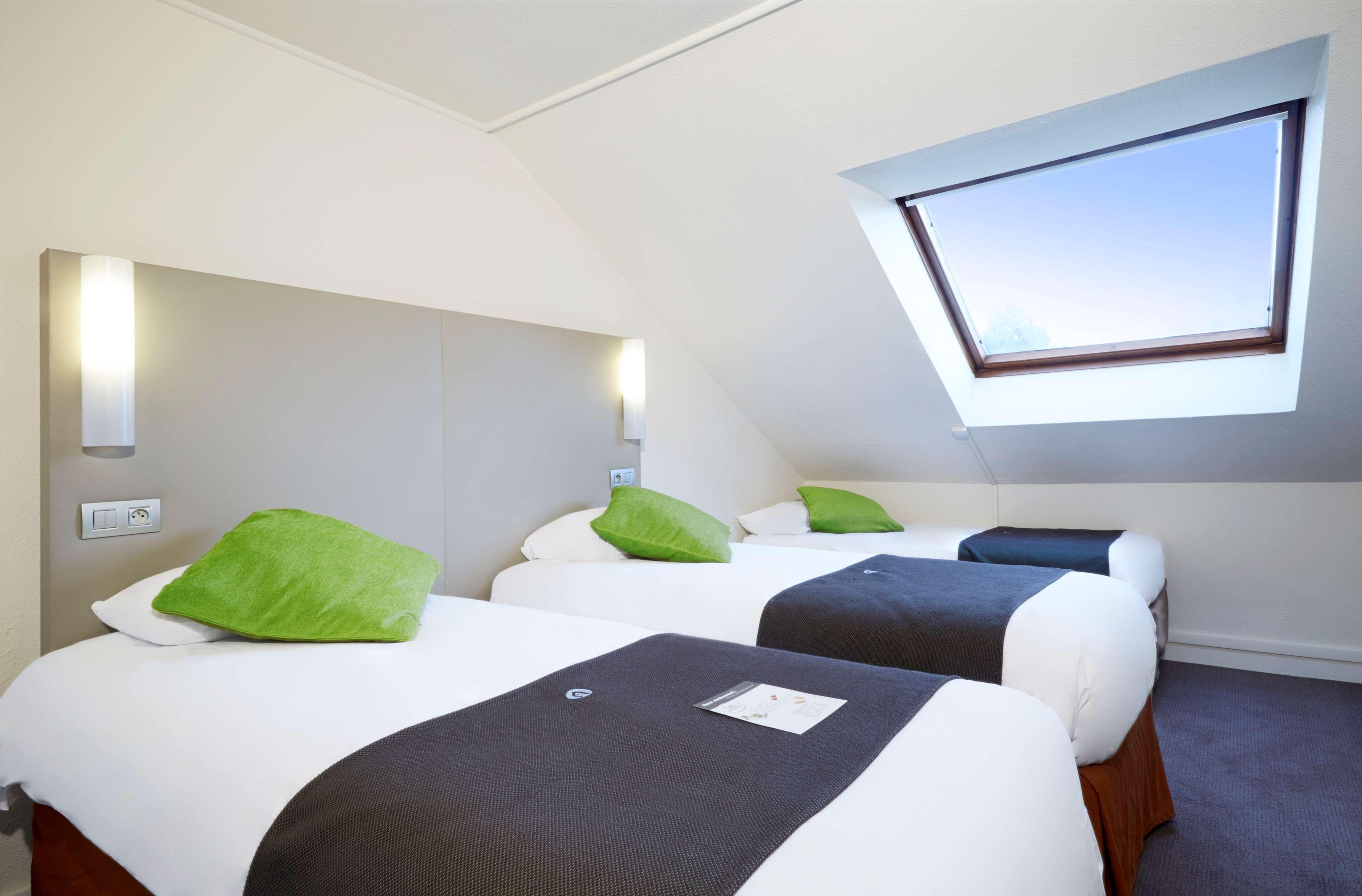 Campanile Evry Ouest - Corbeil Essonnes Hotel Kültér fotó