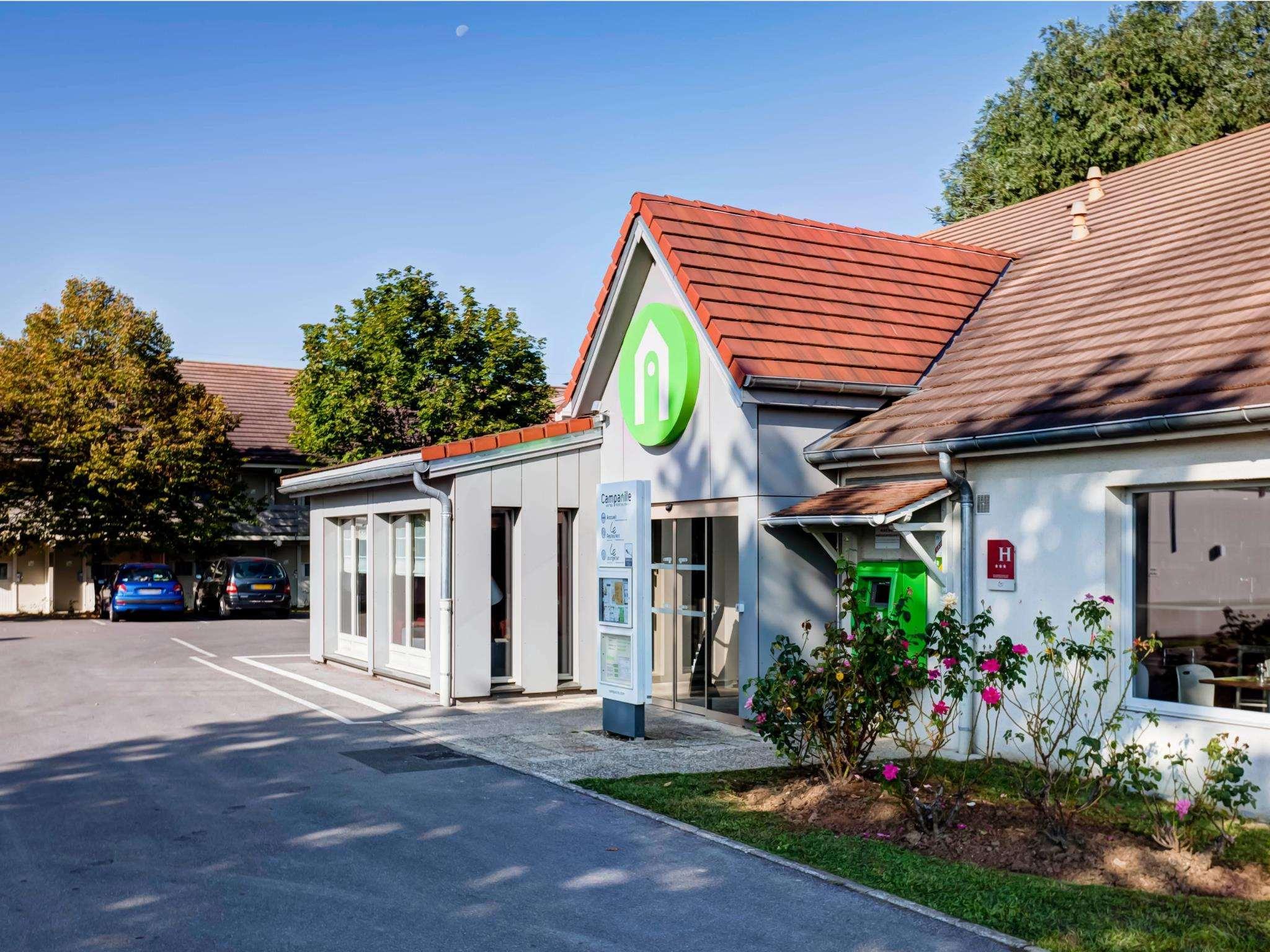 Campanile Evry Ouest - Corbeil Essonnes Hotel Kültér fotó