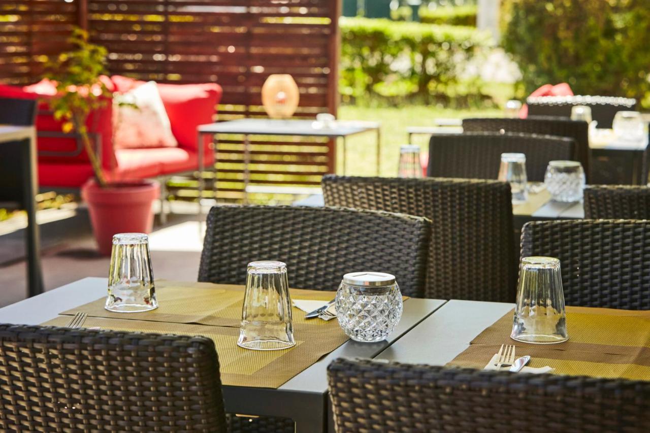 Campanile Evry Ouest - Corbeil Essonnes Hotel Kültér fotó