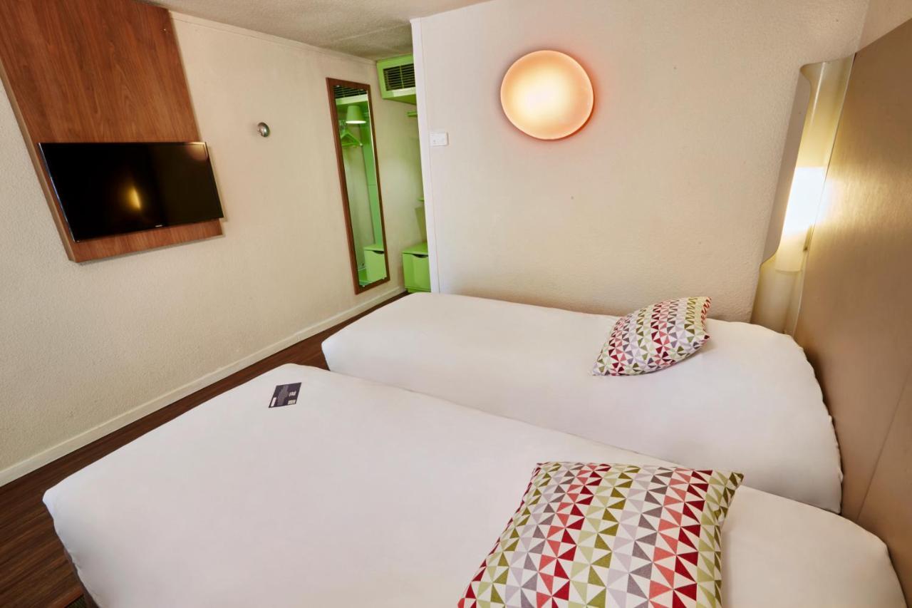 Campanile Evry Ouest - Corbeil Essonnes Hotel Kültér fotó