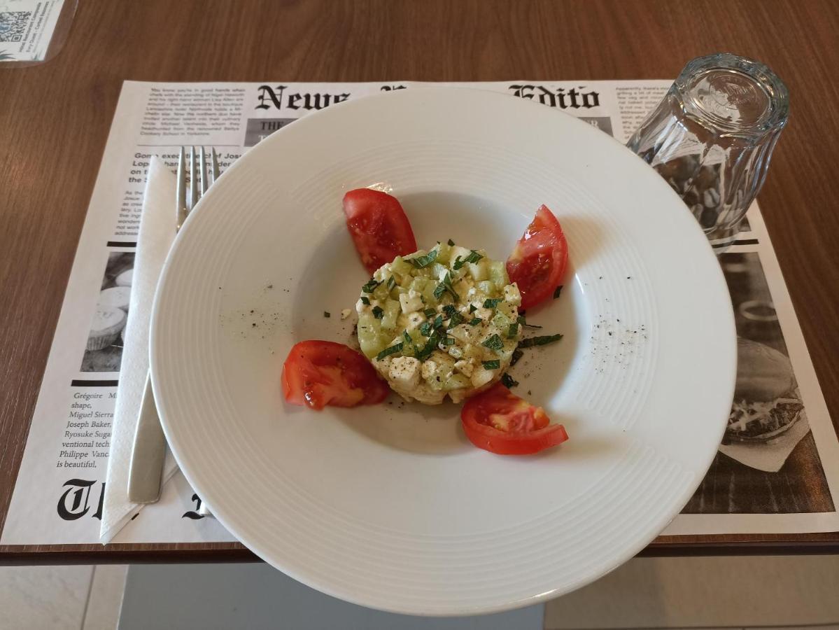 Campanile Evry Ouest - Corbeil Essonnes Hotel Kültér fotó