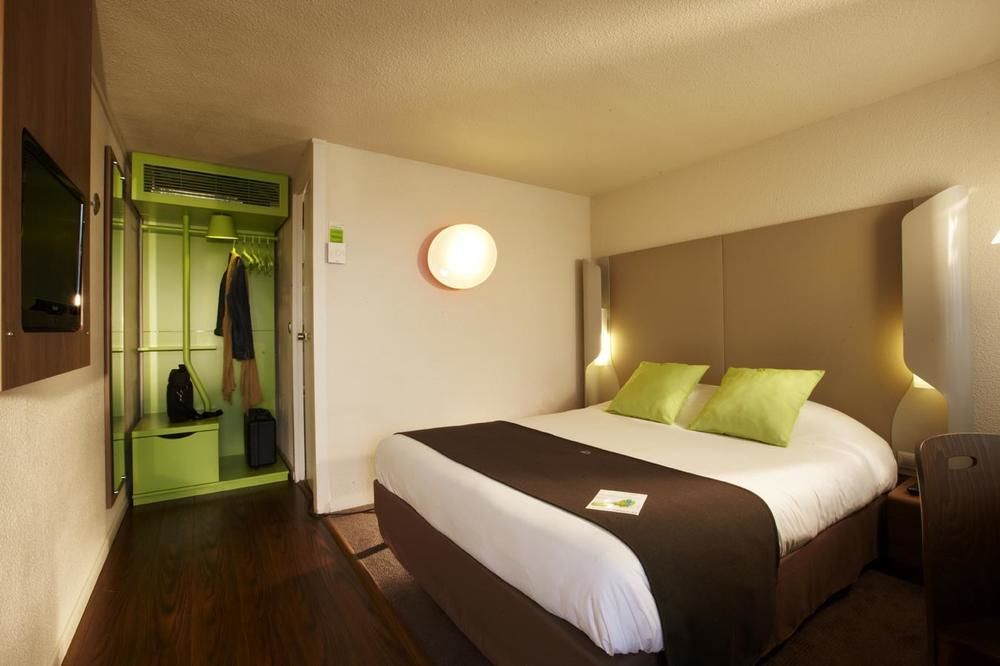 Campanile Evry Ouest - Corbeil Essonnes Hotel Szoba fotó